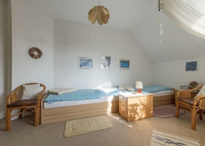 5837 Private Room